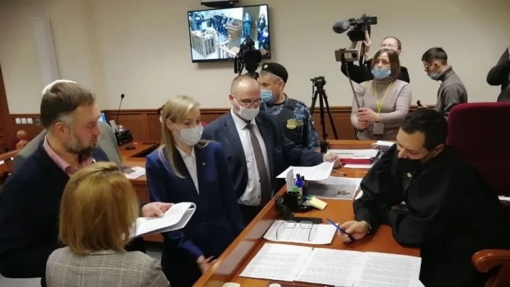 Свердловский областной суд отклонил иск об отмене QR-кодов