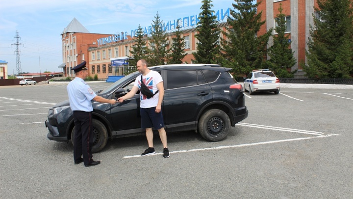 Зауральские полицейские вернули угнанный автомобиль стройфирме из Москвы
