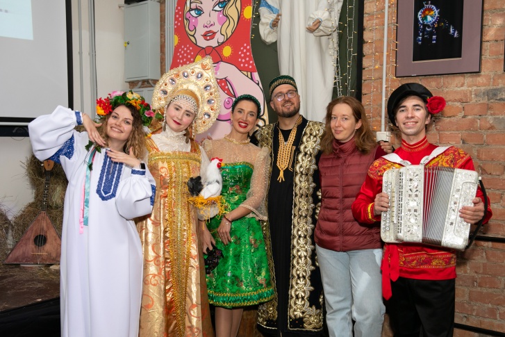 «Ночь музеев» в Музее об ЭТОМ была посвящена эротическому фольклору народов России