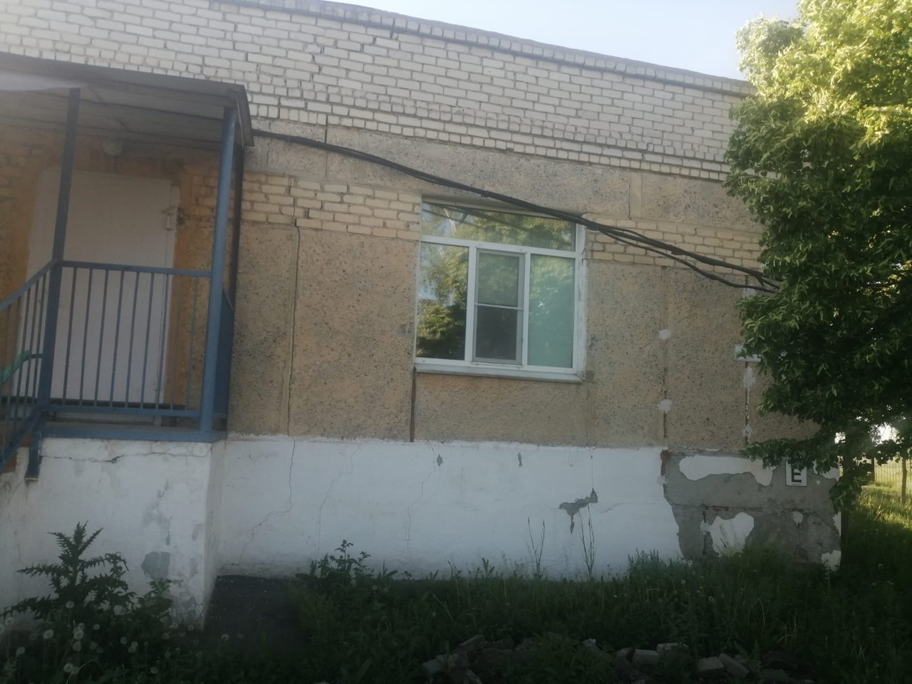 Жители хотят, чтобы на месте этого здания построили новое Жители хотят, чтобы на месте этого здания построили новое