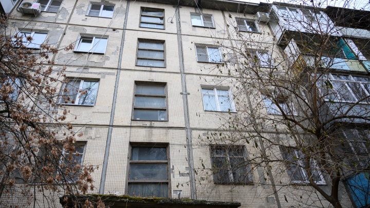 Администрация Ростова постановила забрать у жильцов дом на Кривошлыковском вопреки вердикту суда