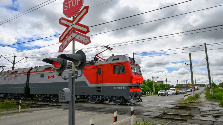 В Оренбургской области с начала года произошло два ДТП на одном железнодорожном переезде