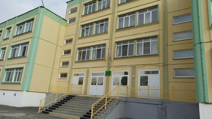 В Челябинске учеников начальных классов обязали выйти на учебу в праздники