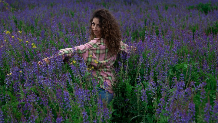 Тюменский Прованс. Сдаем контакты знаменитого фиолетового поля и учим делать красивые снимки в цветах