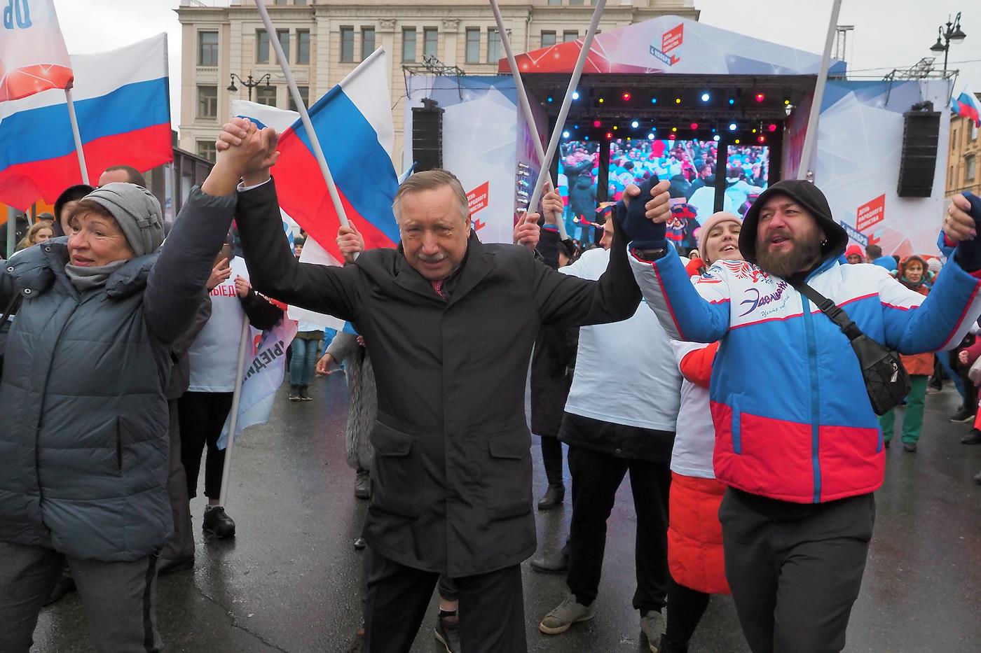 Санкции по цене 30 млрд. Какую помощь окажут власти жителям и бизнесу Петербурга