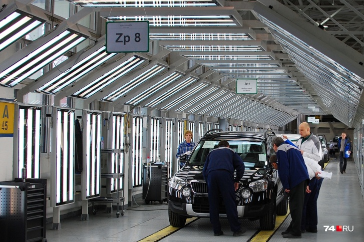 Концерн Volkswagen уже свернул контрактную сборку машин в Нижнем Новгороде, а теперь ищет покупателей на основной завод — в Калуге