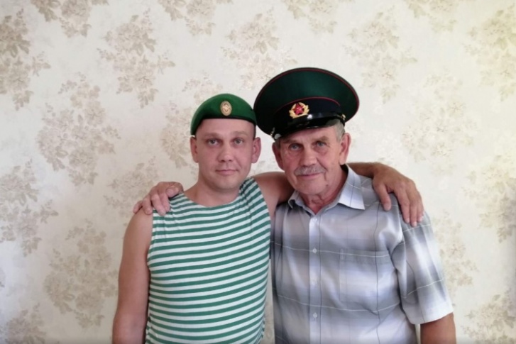 У отца погибшего Александра Черняка возникли проблемы с получением выплат на сына, погибшего на Украине У отца погибшего Александра Черняка возникли проблемы с получением выплат на сына, погибшего на Украине