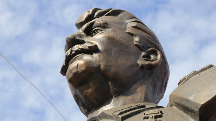 В Сургуте вновь хотят установить памятник Сталину