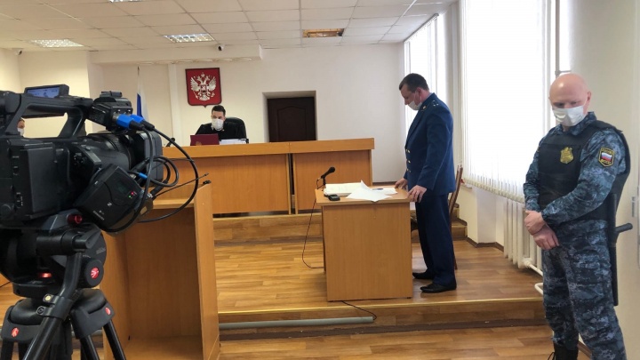 Прокуратура запросила для Лаврентьева и Громович реальные сроки
