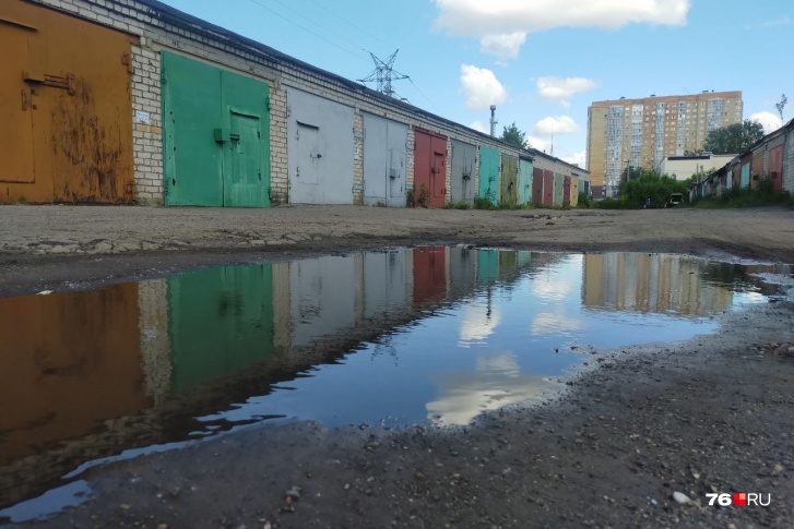 Теперь можно бесплатно оформить в собственность земельный участок, на котором давно стоит ваш гараж Теперь можно бесплатно оформить в собственность земельный участок, на котором давно стоит ваш гараж