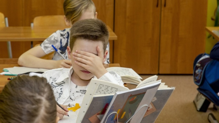 На карантине 26 тысяч детей: чиновники рассказали о заболеваемости в школах Ярославской области