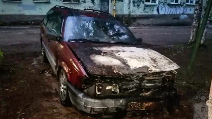 Житель Прикамья поджег автомобиль бизнесмена, не выплатившего ему зарплату