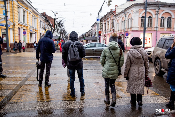 Жалобы на вонь посыпались из разных районов Ярославля, в том числе из центра