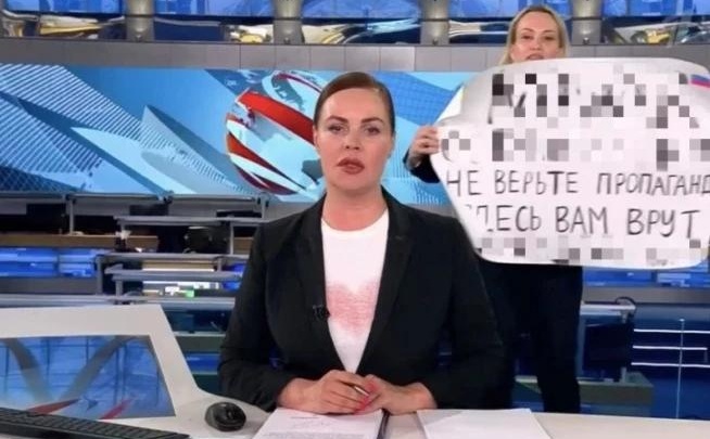 «Меры приняты»: сотрудница программы Малахова рассказала о предупреждениях после инцидента на Первом канале