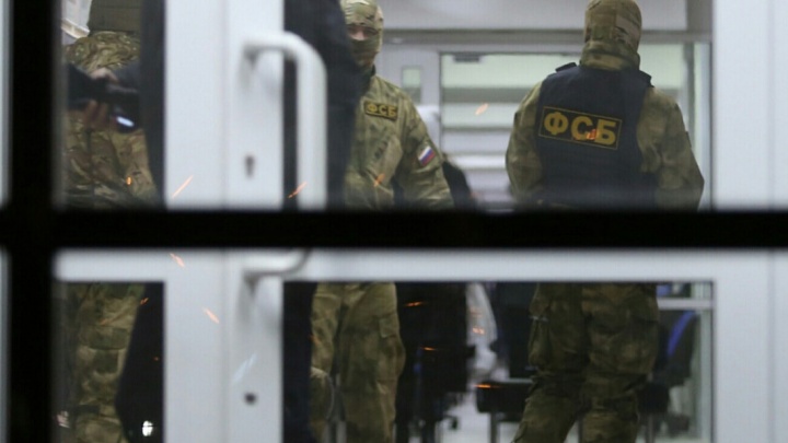 Силовики сообщили об обысках в радикальной секте в Челябинске и еще нескольких городах России