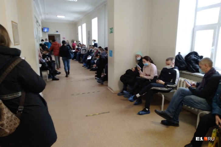 Пациентов принимали только в одном кабинете Пациентов принимали только в одном кабинете