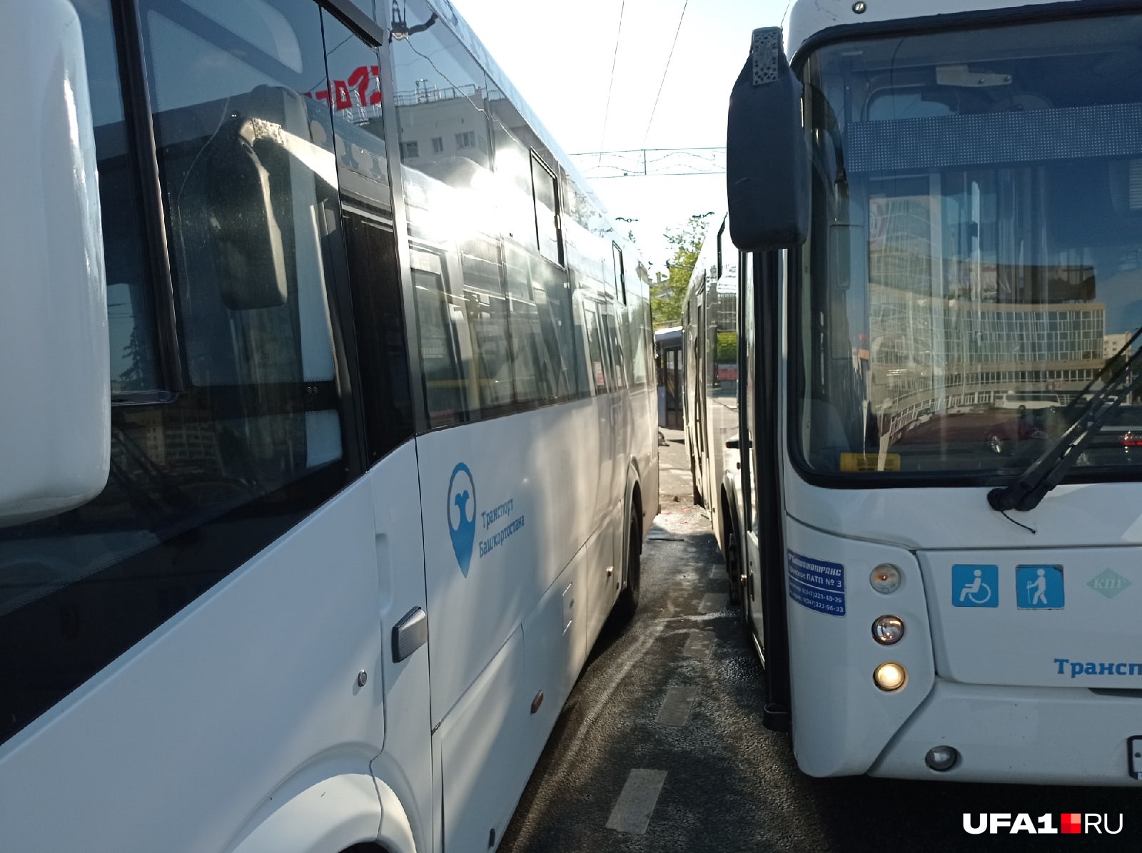 Столкнулись автобусы маршрутов «Башавтотранса» <nobr class="_">№ 108</nobr> и 57
