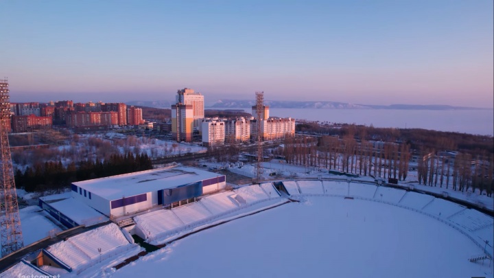 Несимметричный эллипс: показываем с высоты стадион «Торпедо» Тольятти, где тренировалась сборная Швейцарии по футболу