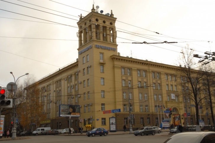 Энергетики установили подстанцию в центре электрических нагрузок Энергетики установили подстанцию в центре электрических нагрузок