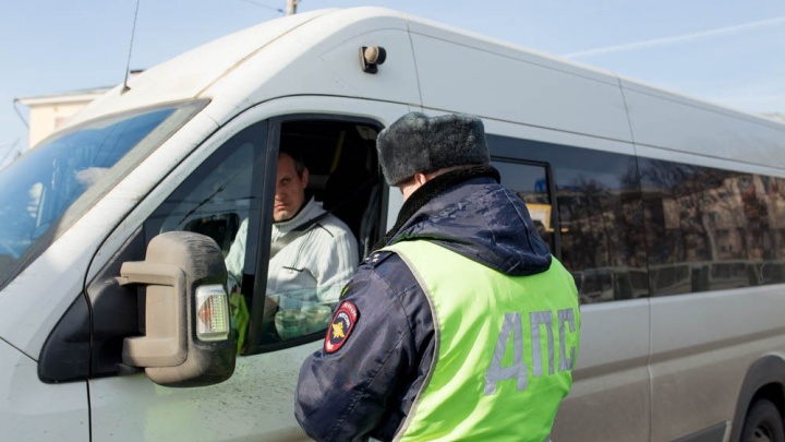 В Ярославской области поймали водителя автобуса, который пьяным вез группу детей