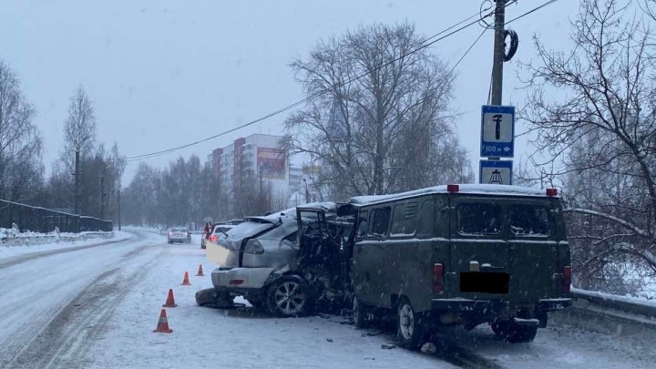 Утром 1 января в Прикамье в аварии погибли двое водителей