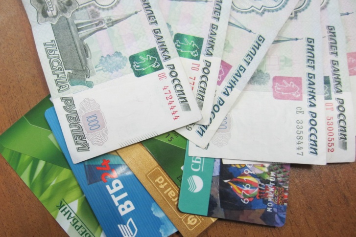 Самые маленькие зарплаты предлагают грузчикам и продавцам Самые маленькие зарплаты предлагают грузчикам и продавцам
