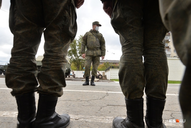 Министр обороны заявил, что освобождение ЛНР близится к завершению