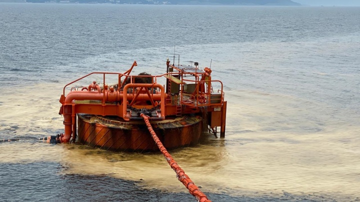 «Каспийский консорциум» не согласился с оценкой ущерба морю после разлива нефти в Новороссийске. Речь идет о 4,5 млрд рублей