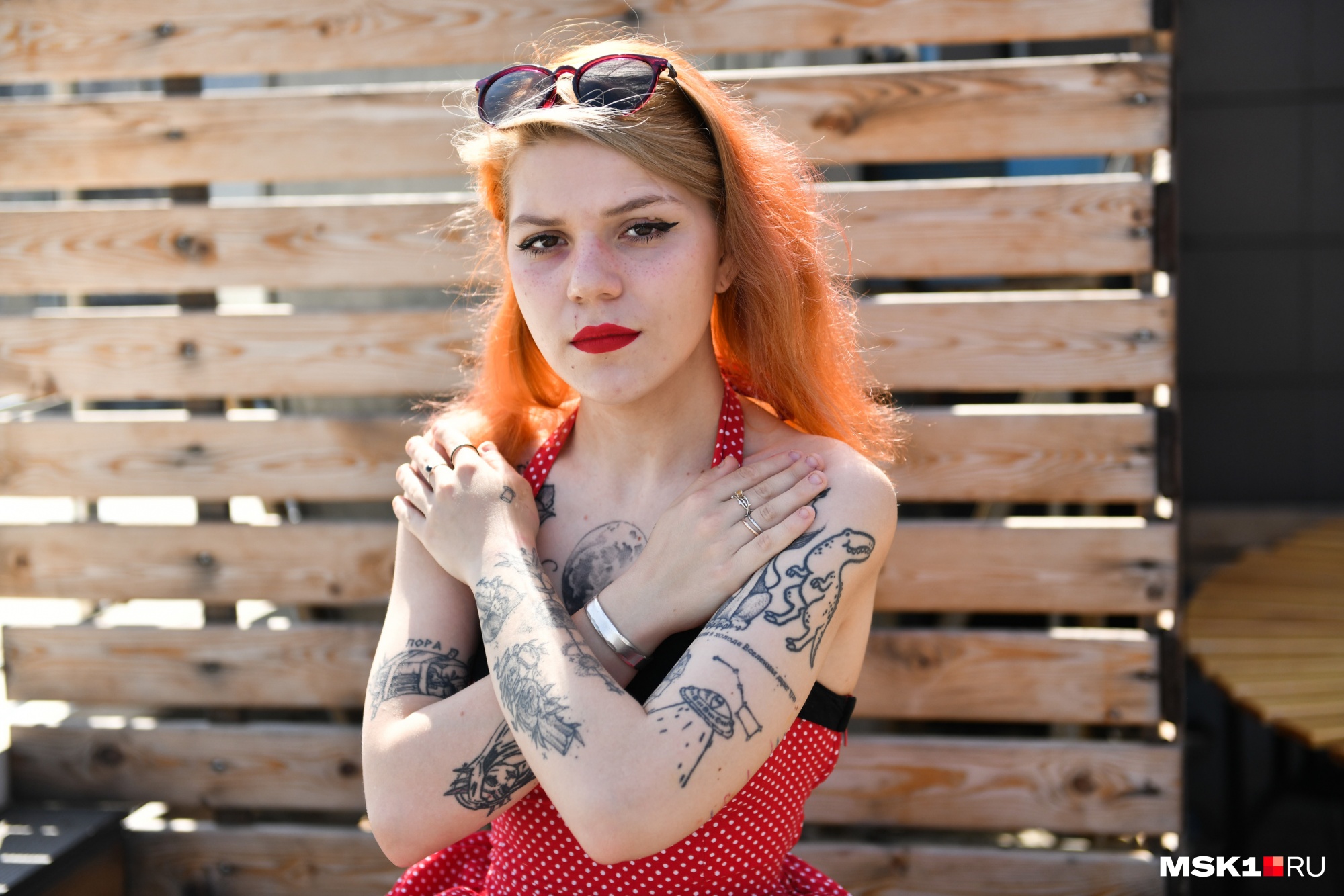 «Первую набила себе швейной иглой»: колонка 21-летней айтишницы с 36 татуировками на теле