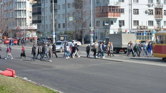 «Даже не заметил ДТП»: в Екатеринбурге мужчина сбил двух маленьких мальчиков-пешеходов и уехал