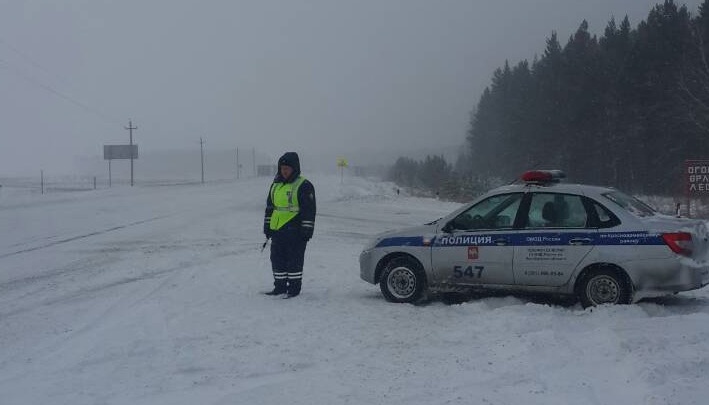 На дороги Челябинской области выведут дополнительные экипажи ДПС из-за надвигающихся снегопадов