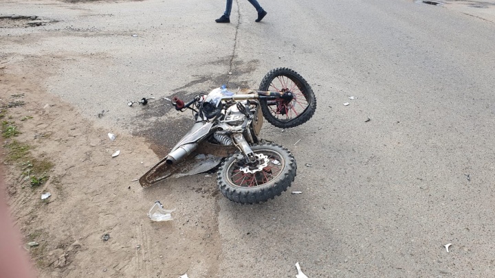 В Татарстане подросток насмерть разбился на мотоцикле. Публикуем видео с места аварии