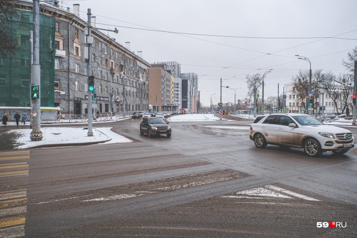 Жители домов на нескольких улицах какое-то время были без света Жители домов на нескольких улицах какое-то время были без света