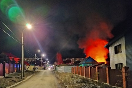 «Это был просто ад»: в Челябинской области в ночном пожаре погибла мать четверых детей