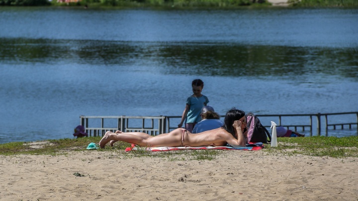 Пошла жара. Смотрим знойный фоторепортаж NN.RU с нижегородских пляжей