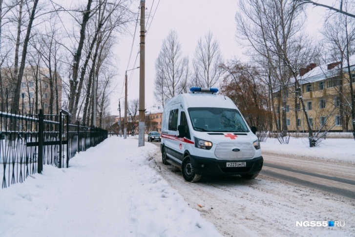 Ребенка с ранением доставили в больницу Ребенка с ранением доставили в больницу
