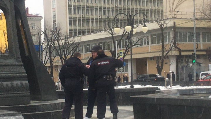 В Краснодаре мужчине дали 14 суток ареста за одиночный пикет