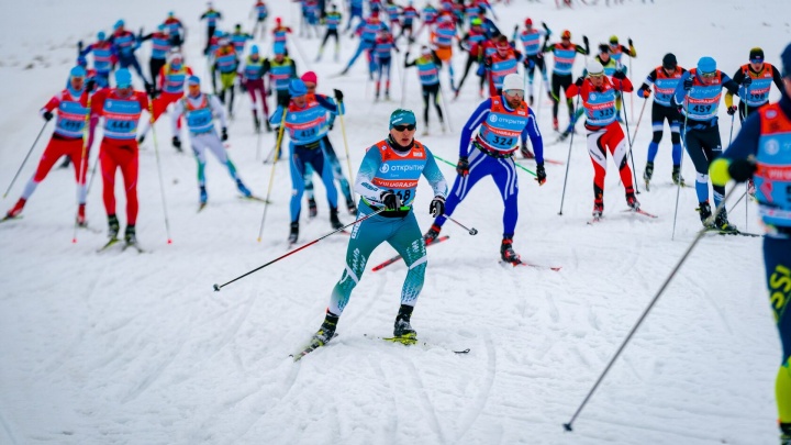 Гонка за 2 000 000 рублей: в Ханты-Мансийске пройдет лыжный марафон — рассказываем, как туда попасть