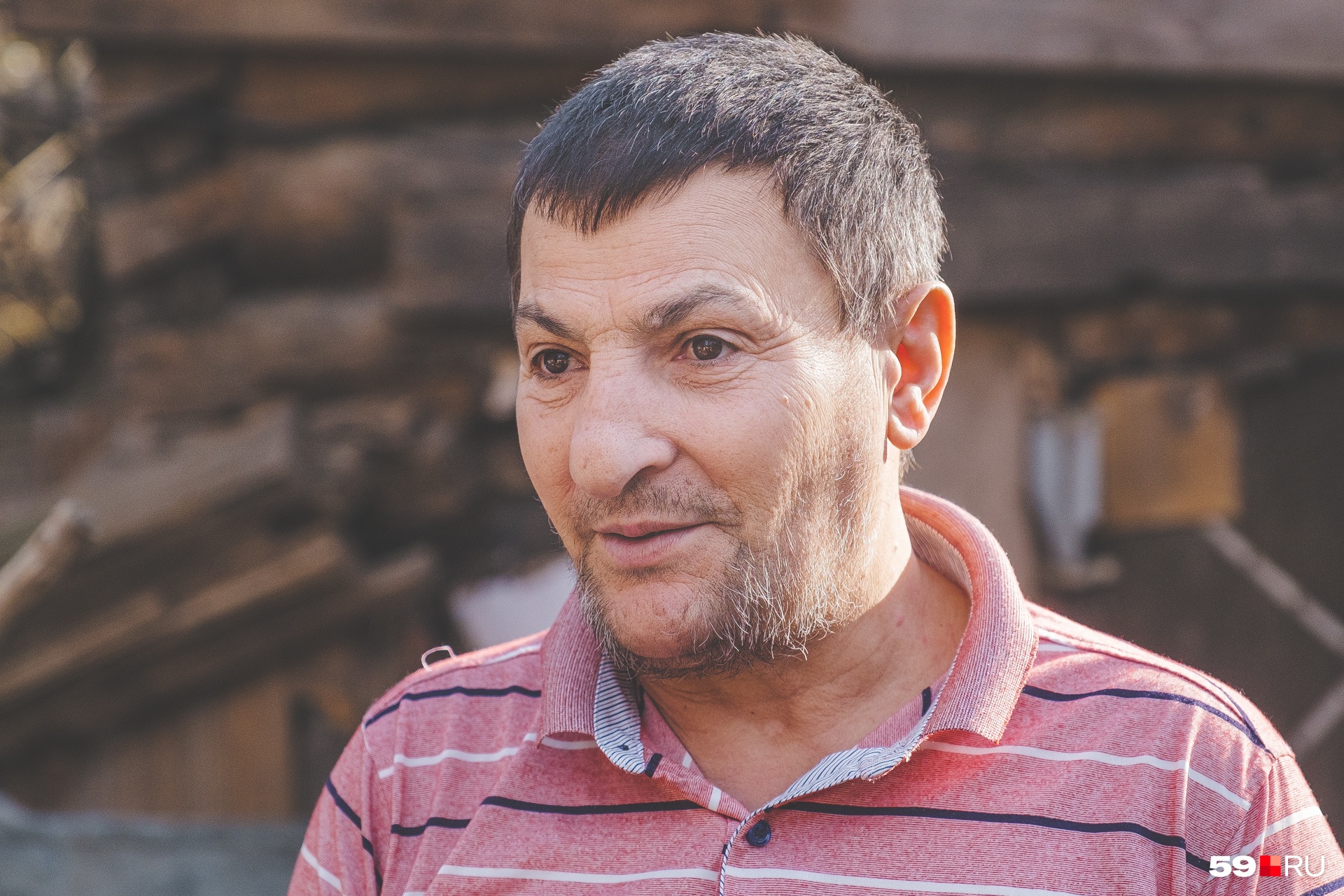 Хозяин дома Альберт Саарян Хозяин дома Альберт Саарян