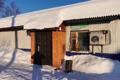 Магазин «Ника» в поселке Кондинское, где продавался суррогатный алкоголь
