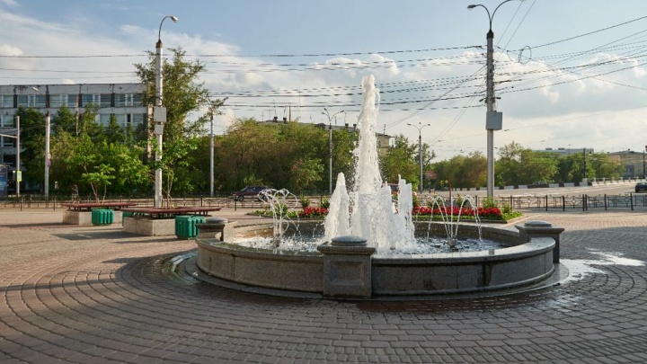 Больше 12 млн рублей потратят на содержание фонтанов в Иркутске — их запустят 1 мая