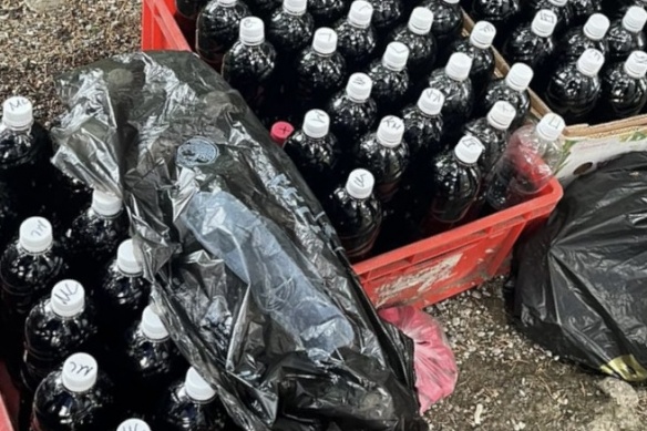 С начала года полицейские в Сочи конфисковали 30 тонн левого алкоголя