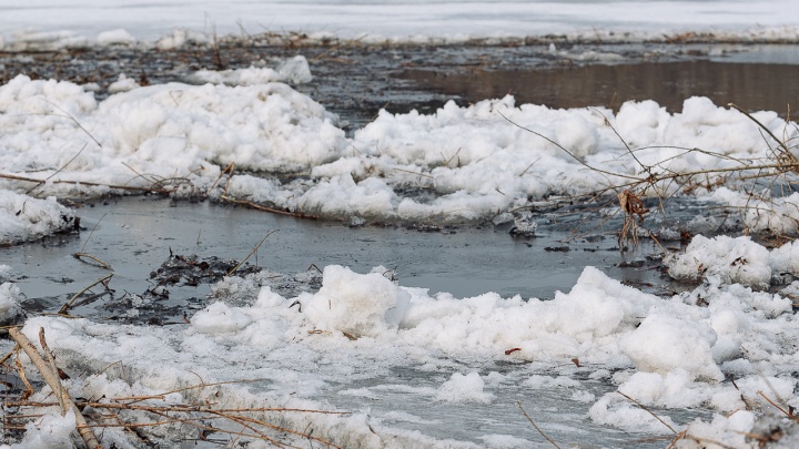 В Кузбассе две реки вскрылись ото льда