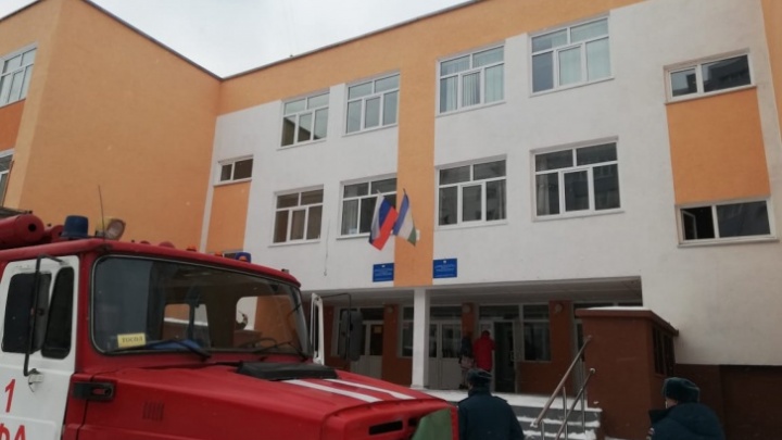 МЧС Башкирии подало в суд на KazanExpress из-за пожара в школе. Разбираемся в сути вопроса