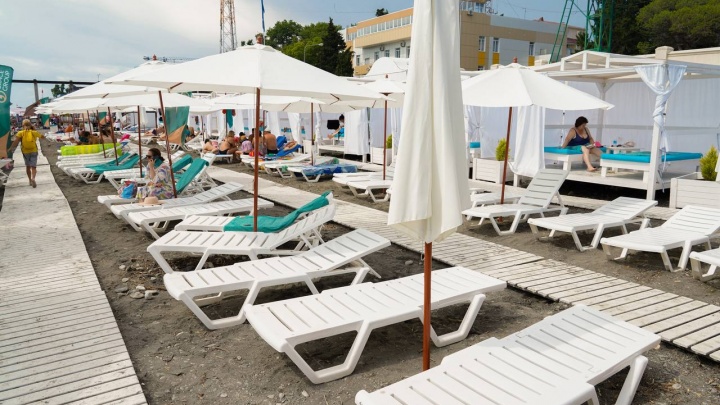 В Сочи отказались от европейского стандарта пляжей и чистой воды «Голубой флаг» из-за политической ситуации