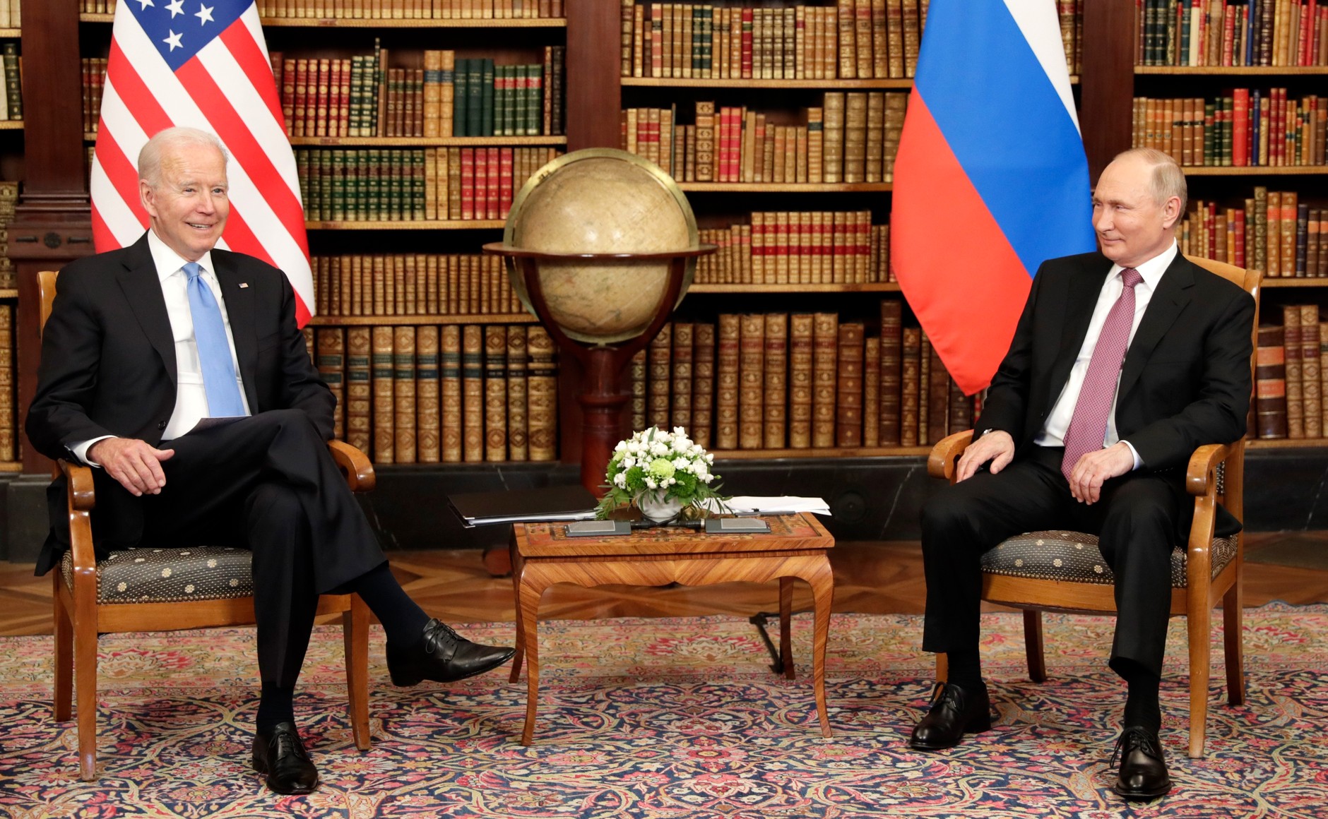 Байден и Путин в Женеве, июль 2021 года Байден и Путин в Женеве, июль 2021 года