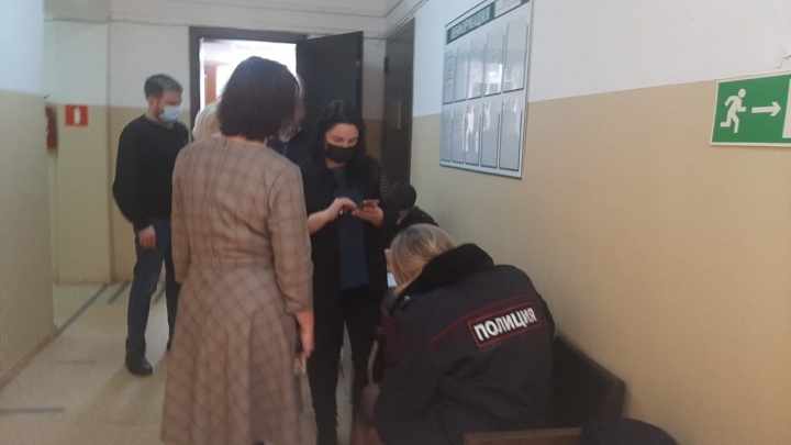 В Свердловской области полиция явилась на заседание думы из-за непривитых депутатов