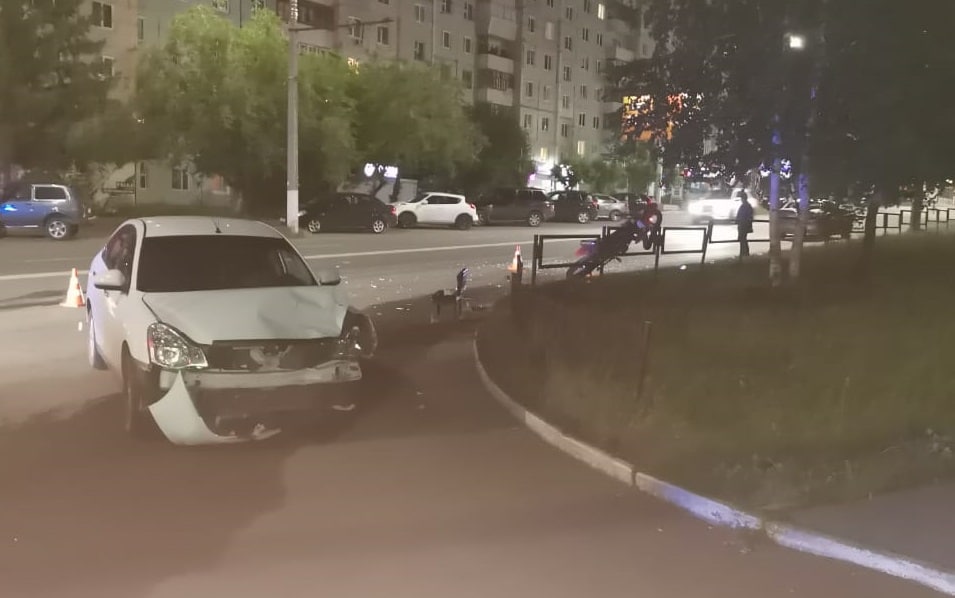 Двое подростков на мотоцикле пострадали в ДТП в Братске