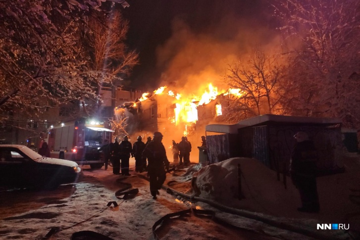 Дом располагается недалеко от «Дирижабля», он был построен еще до революции Дом располагается недалеко от «Дирижабля», он был построен еще до революции