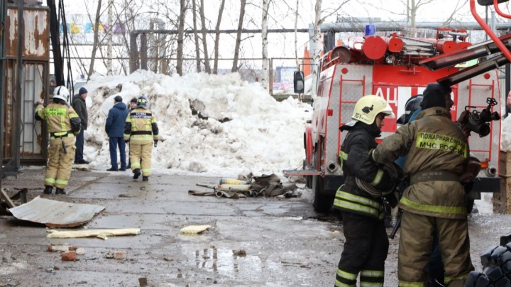 Двое пострадавших при взрыве газа в Нижневартовске переведены в ожоговый центр